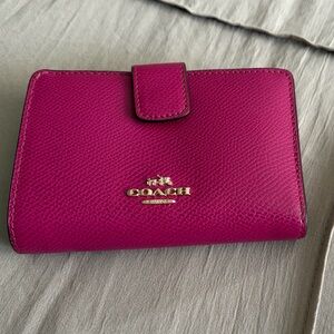 Coach Pebbled Leather Tab Card Holder in Fuchsia